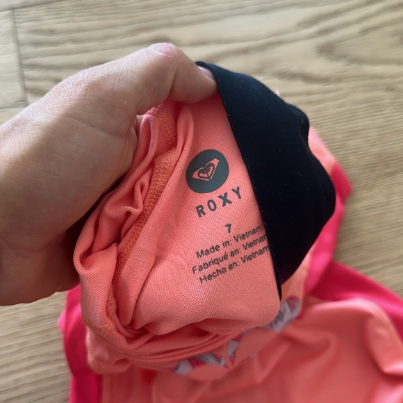 Roxy Kids Coral and Pink Swim Rashguard 7 girls - Picture 3 of 4
